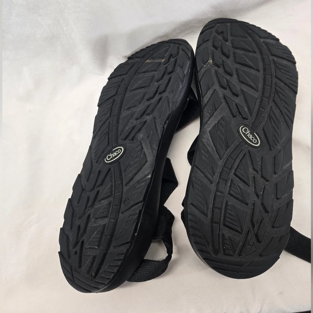 Chaco Men's Size 12 Black  Z/1 Cloud Sandals GUC